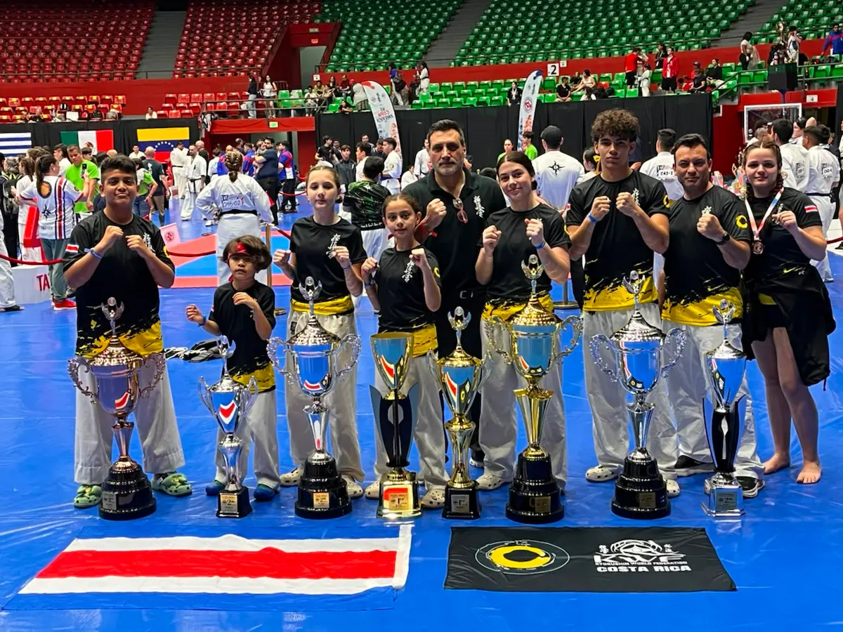 Clase de karate kyokushin KWF en San Pablo de Heredia