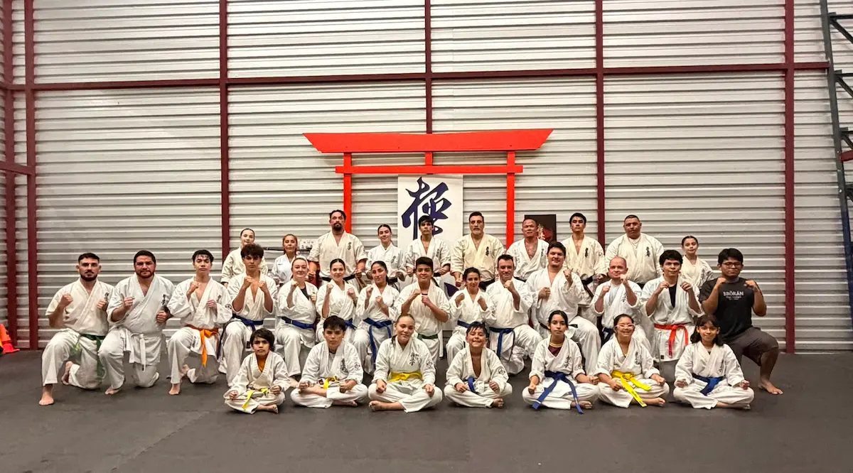 Clase de karate kyokushin en Enso Artes Marciales, Heredia