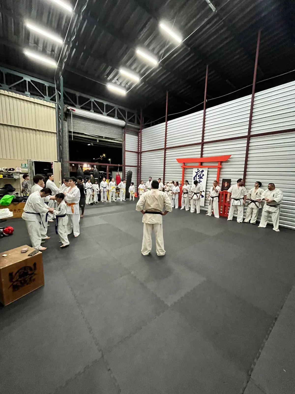 Clase de karate kyokushin en San Pablo de Heredia, Costa Rica