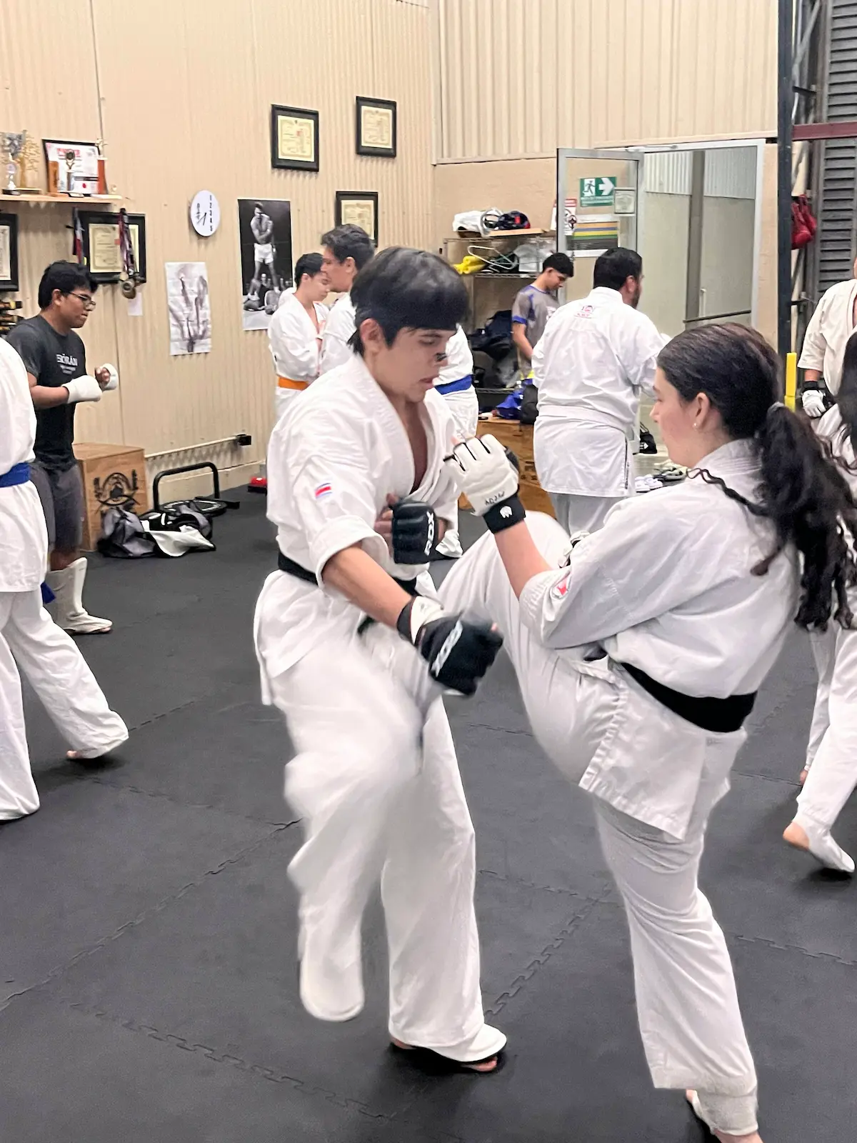 Clase de karate kyokushin en Enso Artes Marciales